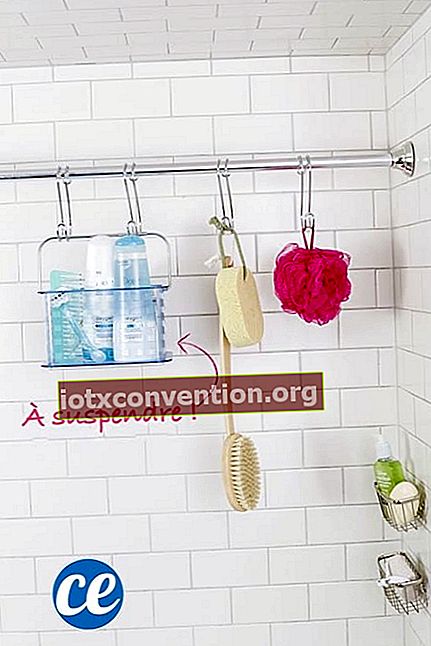 En extra duschstång i duschen för att hänga upp dina skönhets- och hygienprodukter