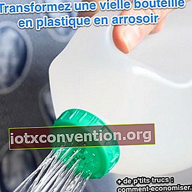 Penyiraman murah bisa dibuat dengan botol plastik
