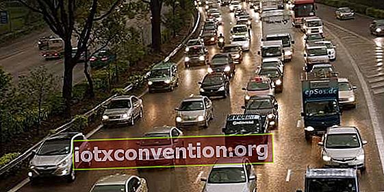Wie können Kohlendioxidemissionen durch Fahrgemeinschaften reduziert werden?