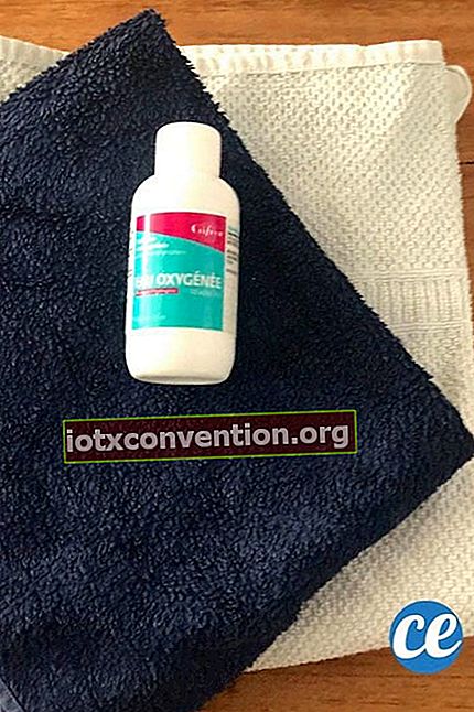 väteperoxid för att avlägsna smaklös lukt från handdukar