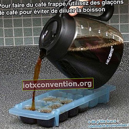 gunakan es batu kopi untuk menghindari penyiraman minuman