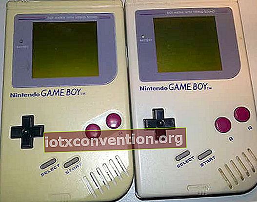 De Vergilbung Game Boy mit Backpulver