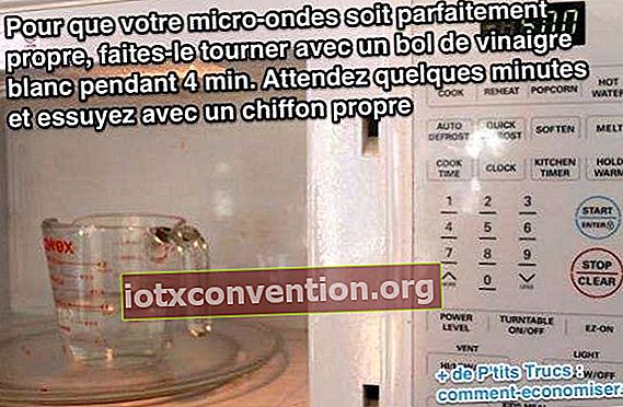 Verwenden Sie weißen Essig, um Ihre Mikrowelle leicht zu reinigen und zu desinfizieren.