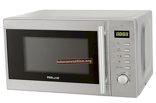 Cara Membersihkan Spons Di Microwave Yang Aman.
