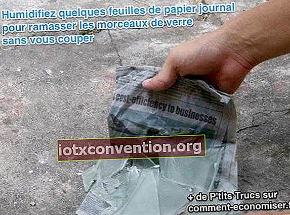 Feuchte Zeitung, um Glasstücke aufzunehmen, ohne sich selbst zu schneiden