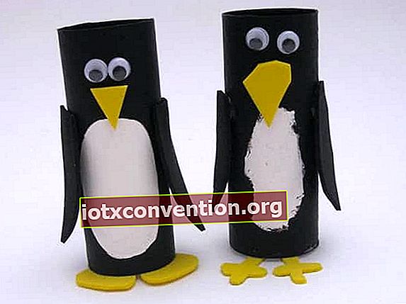 idea di attività da fare con i bambini: pinguini di cartone