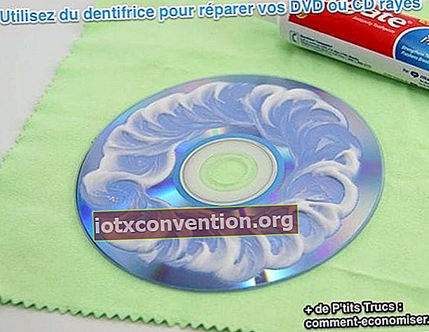 So reparieren Sie zerkratzte CDs oder DVDs mit Zahnpasta