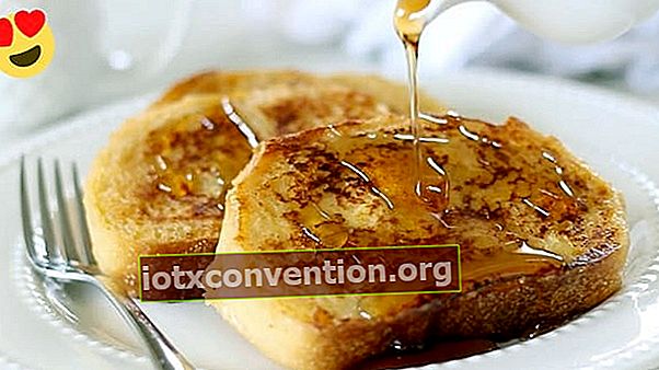 Det läckra receptet för French Toast with Honey (Foolproof & Economical).