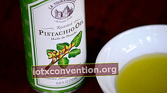 Penggunaan minyak pistachio