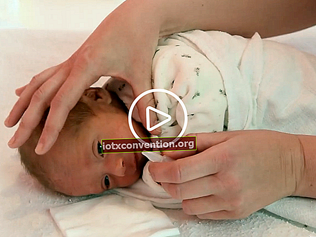 Cara Efektif Membuka Hidung Bayi Untuk Mencegah Infeksi Telinga.