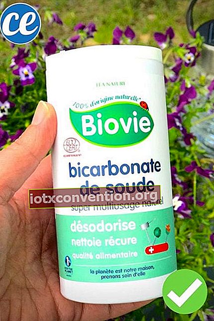 Bicarbonato di sodio per creare un deodorante fatto in casa efficace e naturale.