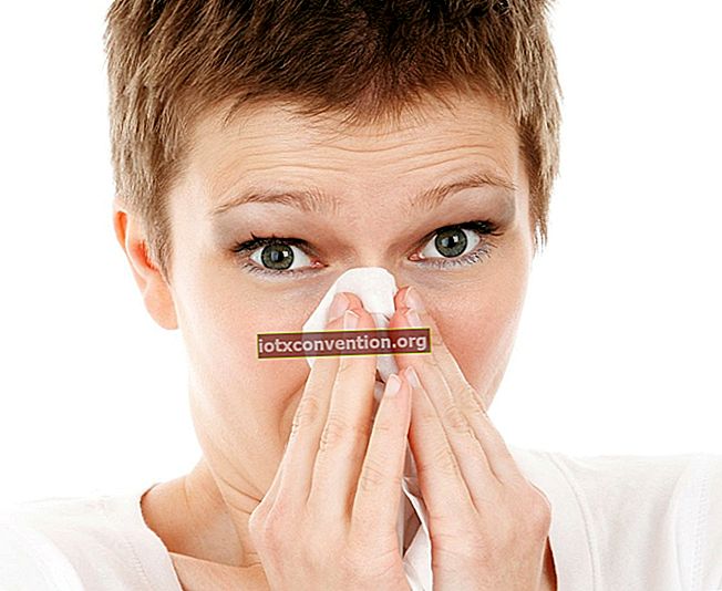 Der effektive Tipp, um Nasenbluten SCHNELL zu stoppen.