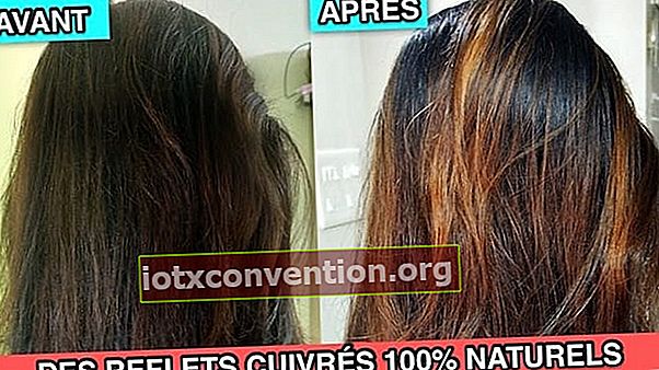 Cara memberi highlight tembaga pada rambut dengan kulit bawang