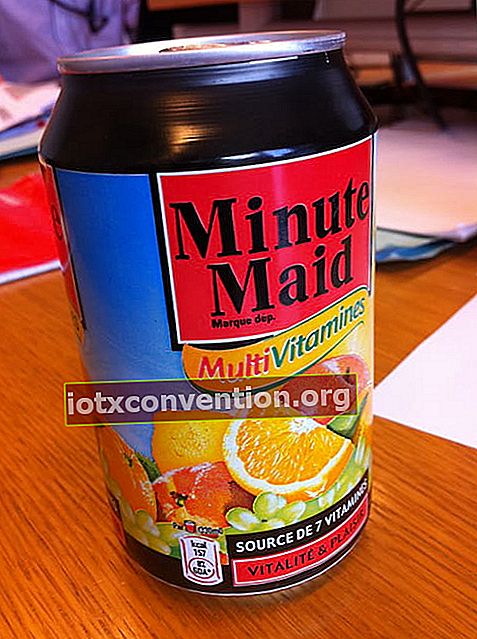 ミニッツメイドマルチビタミンの缶