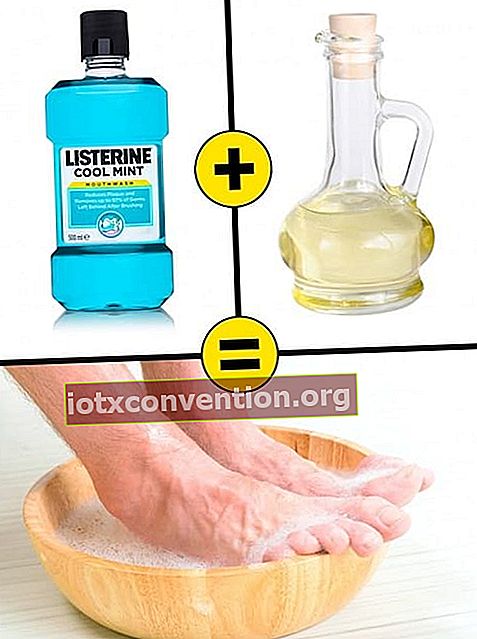 Listerine + weißer Essig = Anti-Cracking-Fersenfußbad.